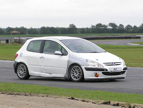 Lizette Peetz Olsen fandt hurtigt rytmen i Peugeot 307 raceren.
(Foto: Motorsporten.dk)